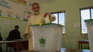 عمران خان الغائب الحاضر في الانتخابات الباكستانية | أخبار | الجزيرة نت