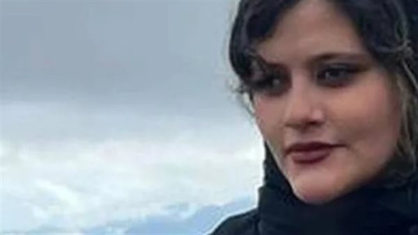 وفاة شابة بعد دخولها في غيبوبة خلال احتجازها لدى "شرطة الأخلاق" بإيران 495