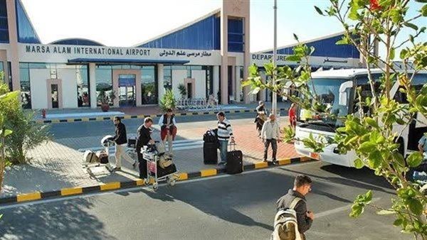 مطار مرسي علم يستقبل 25 الف سائح من 13 دولة اوروبية للإحتفال بعيد الميلاد