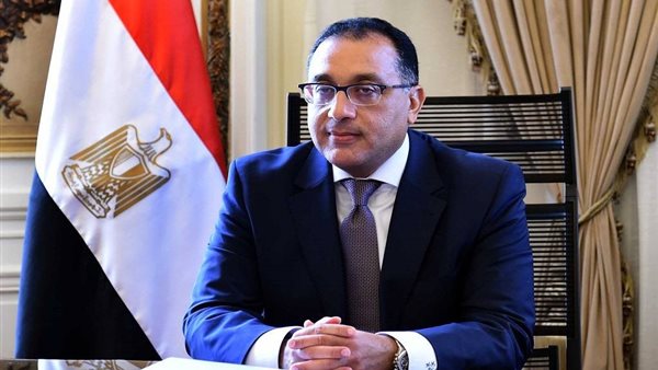 رئيس الوزراء يزف بشرى سارة بشأن السياح الوافدين إلى مصر