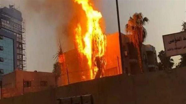 ماس كهربائي يشعل النار بشقة سكنية في أبو النمرس