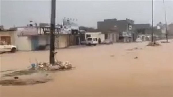 العاصفة دانيال ظلت قبالة سواحلنا 6 أيام.. وستكون أضعف على مصر (فيديو)