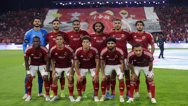 عاجل- مفاجأة كبرى في تشكيل الأهلي الرسمي لمواجهة المصري في دوري “النيل”