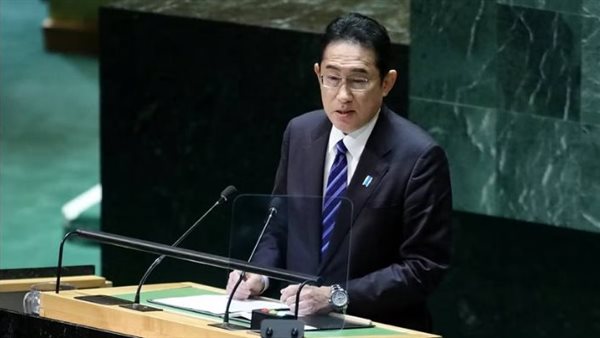رئيس الوزراء الياباني يؤكد “تصميمه” على لقاء الزعيم الكوري الشمالي