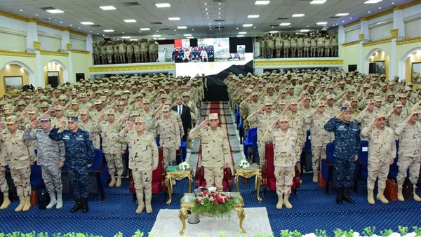 وزير الدفاع يشهد المرحلة الرئيسية لمشروع مراكز القيادة التعبوي في المنطقة الجنوبية العسكرية