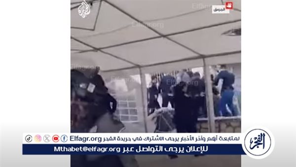 شاهد| الشرطة الإسرائيلية تعتدي على خيمة عزاء الشهيد الأسير وليد دقة